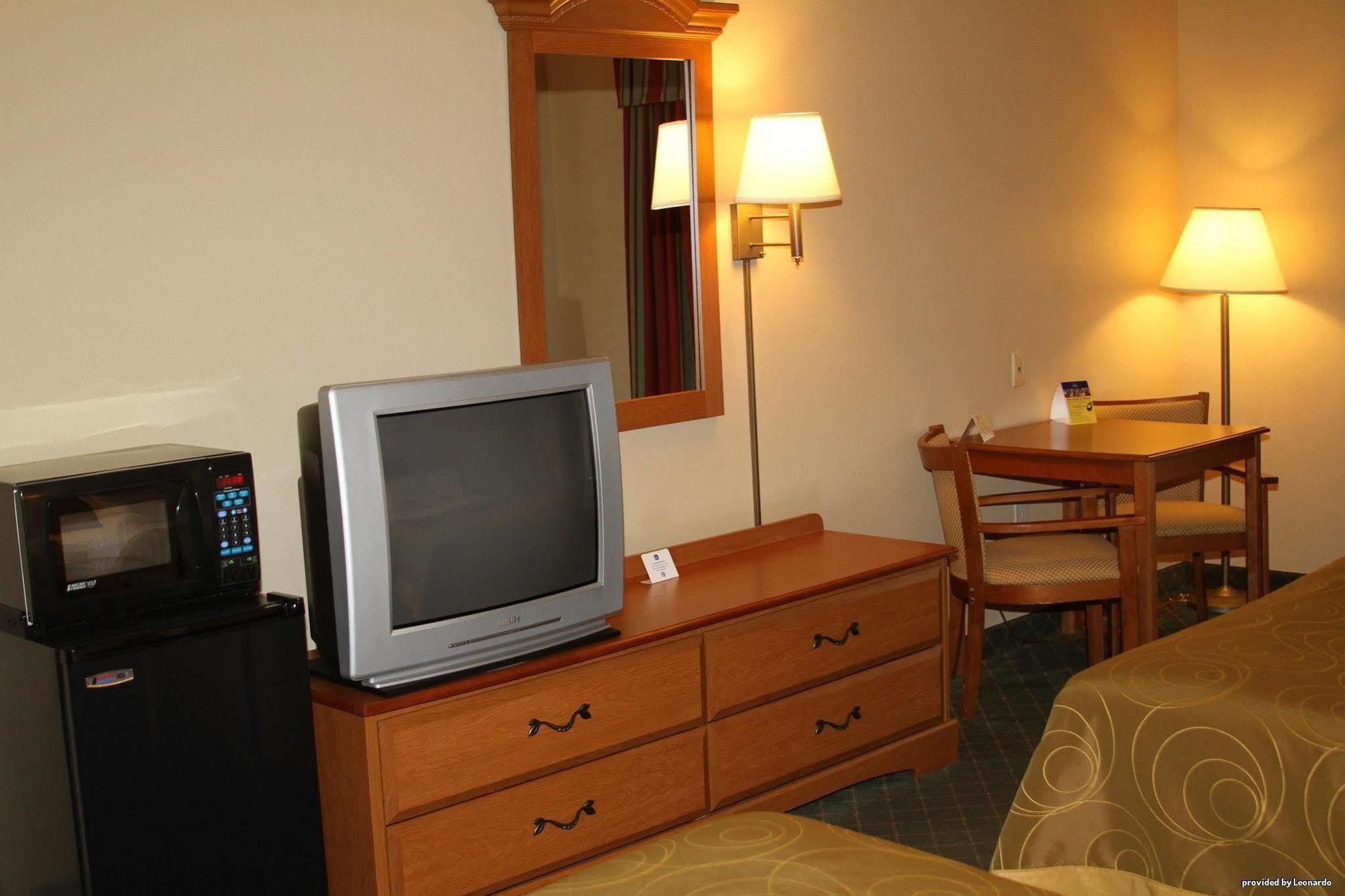 Best Western Smithfield Inn Habitación foto